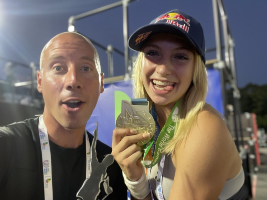 Noa Diorgina man (goud) met Mark van Swieten bij de World Games 2022