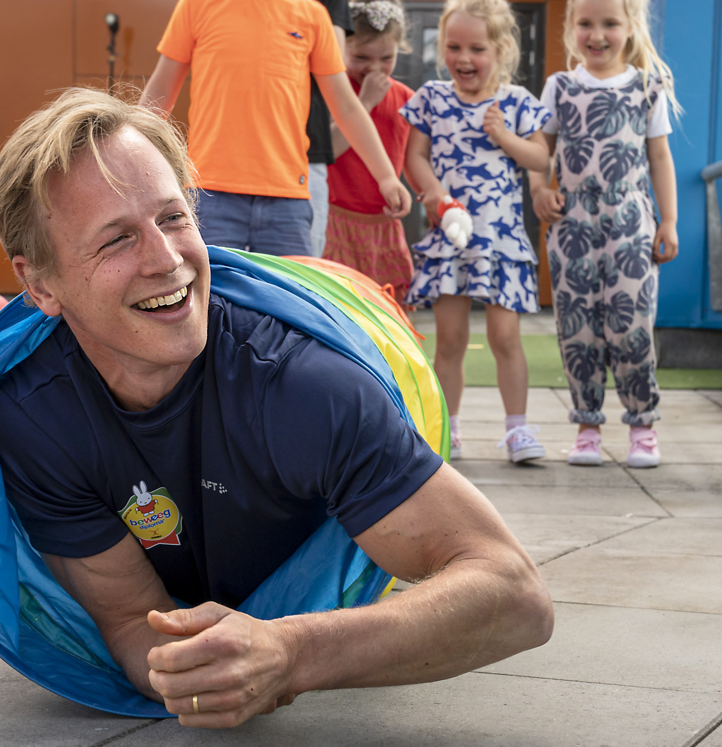 Epke in kruiptunnel ALTIJD fotograaf Thijs Rooijmans vermelden